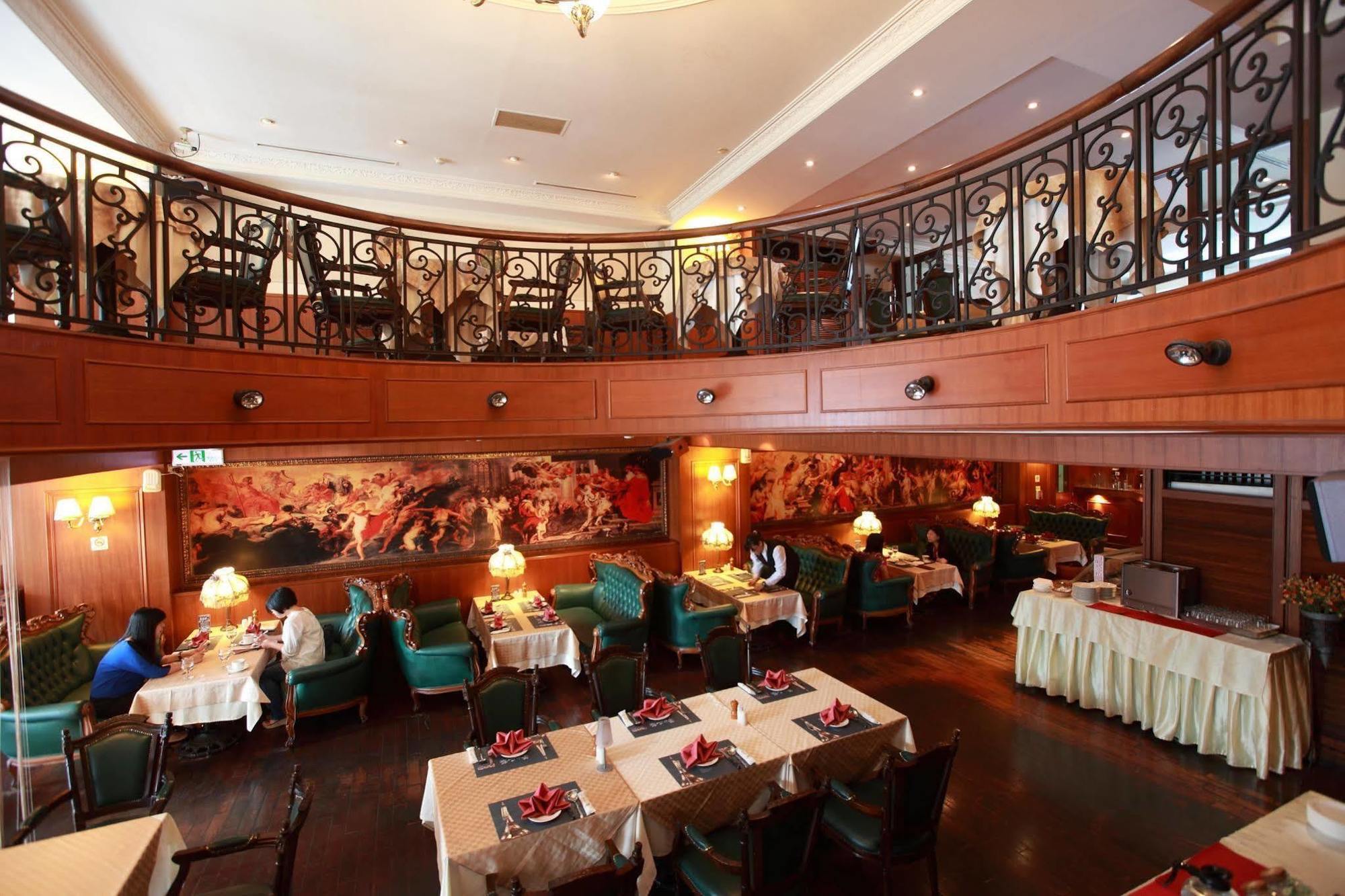 Grand Boss Hotel Yilan Eksteriør bilde